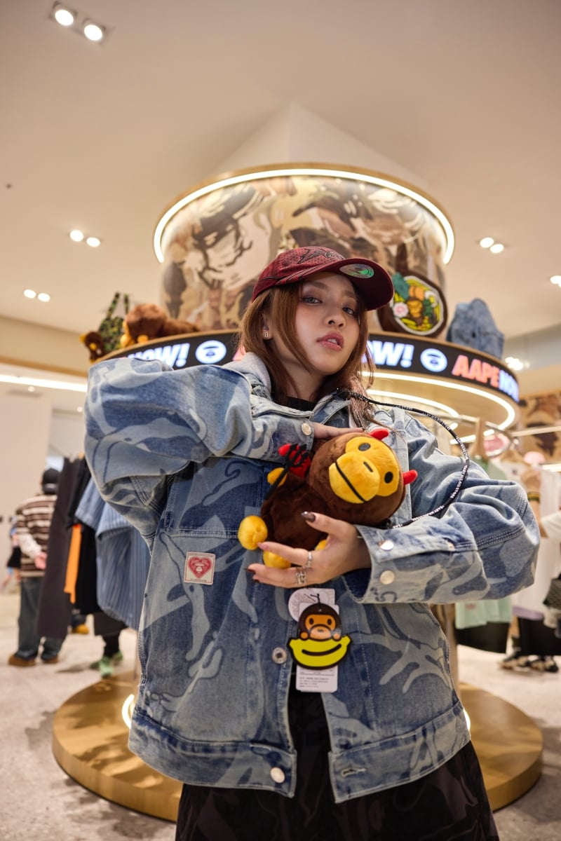 AAPE 台中漢神洲際店開幕狂吸潮人!巨型草猿裝置、BABY MILO 萌區⋯加 LINE 送 100 元好友券!