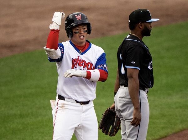 MLB/鄭宗哲「完全打擊」紅襪 3A 隊史第一人!本季第 3 轟出爐、球迷狂喊「讓他升!」