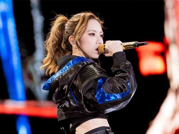 鄧紫棋 G.E.M. 大巨蛋首唱感性落淚！睽違 7 年回台 4 場完售、37 首歌單搶先看