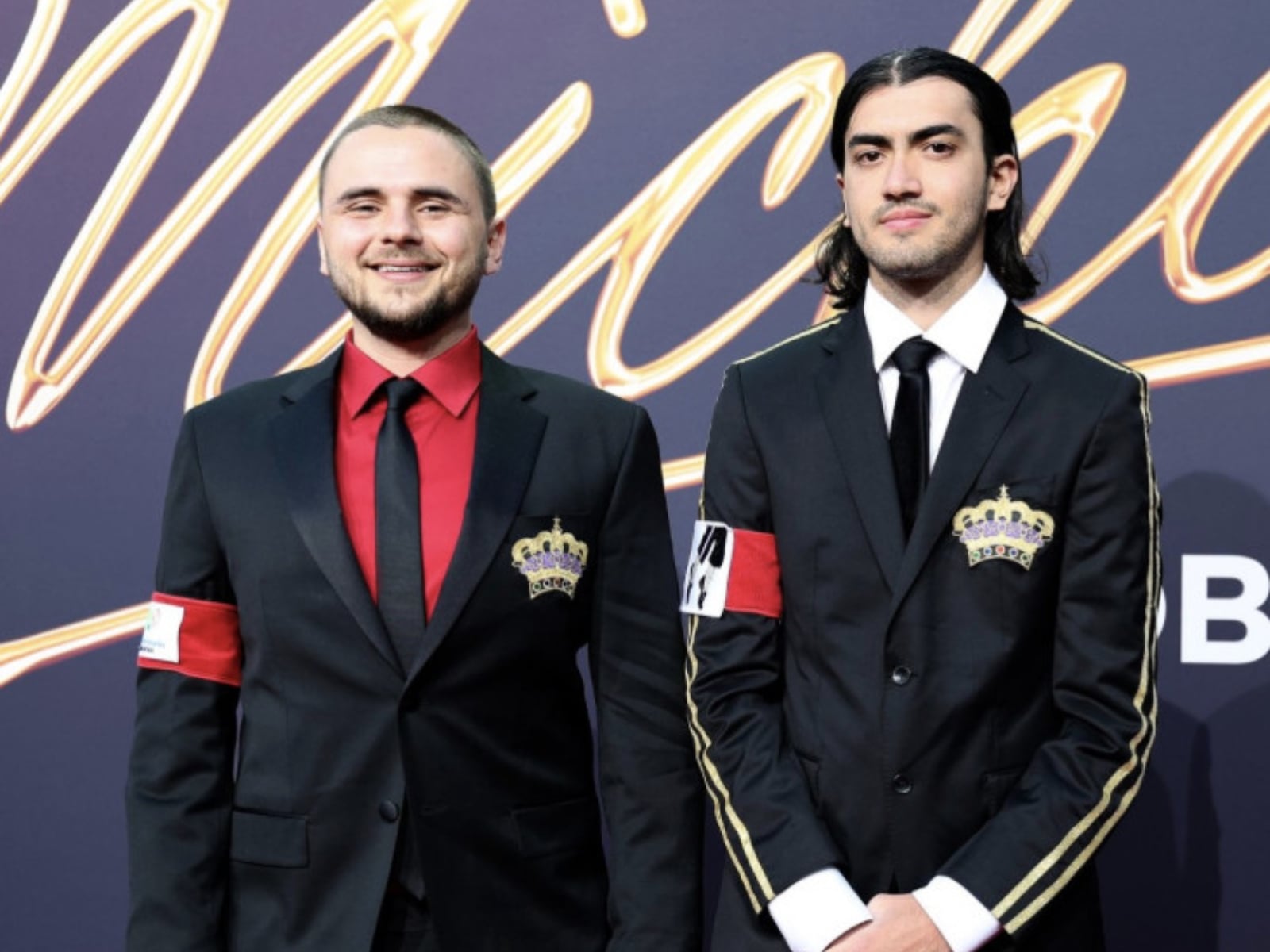 麥可傑克森 Michael Jackson 兒子現身柏林首映！兄弟倆穿搭致敬亡父感動全場！