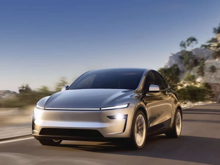 Tesla 特斯拉平價電動車計畫曝光!先攻中國市場再全球擴張,能救回連兩年下滑的銷量嗎?