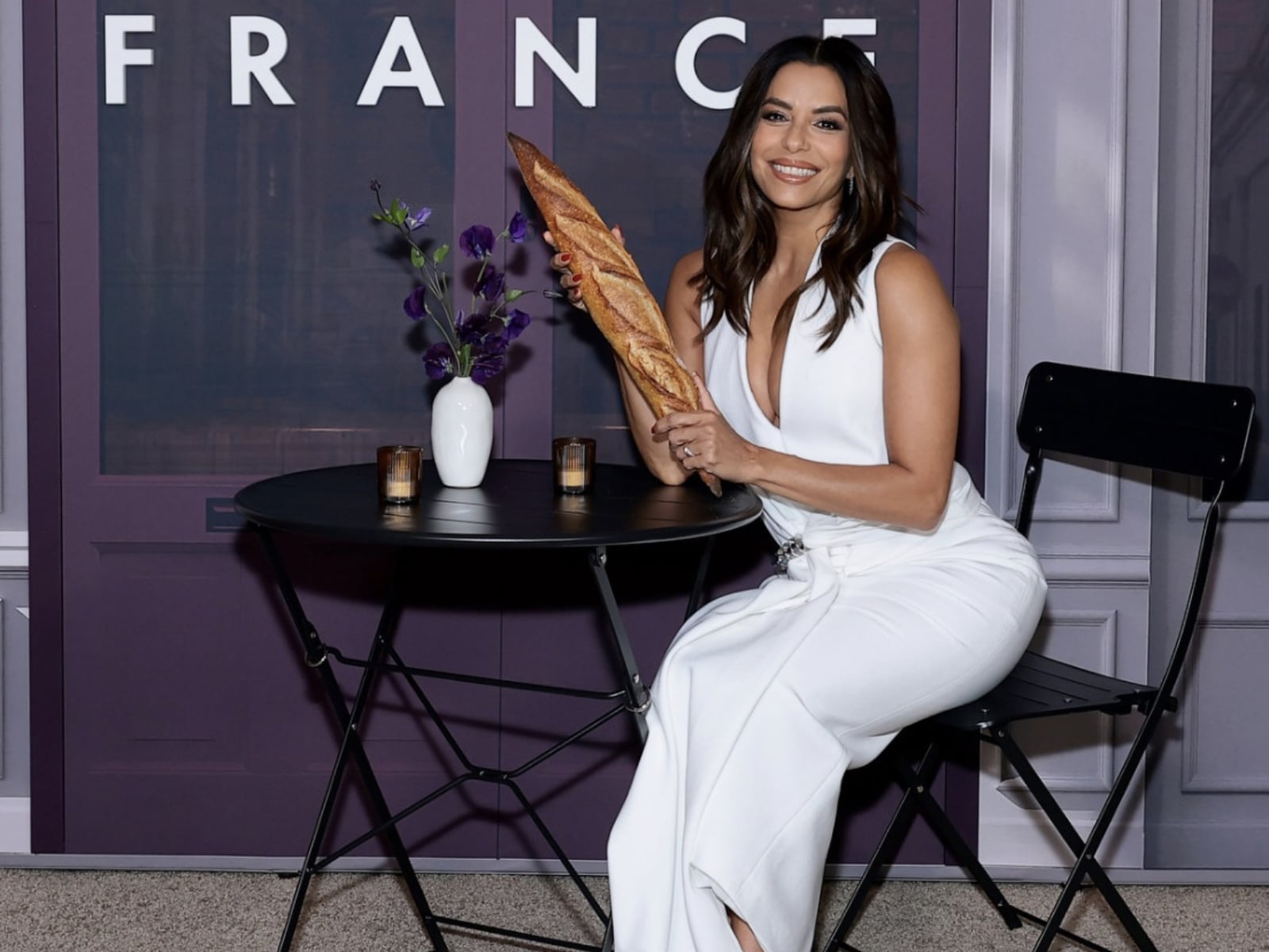 伊娃朗格莉亞主持 CNN 法國美食紀錄片！《Eva Longoria: Searching for France》帶你走遍巴黎、波爾多！
