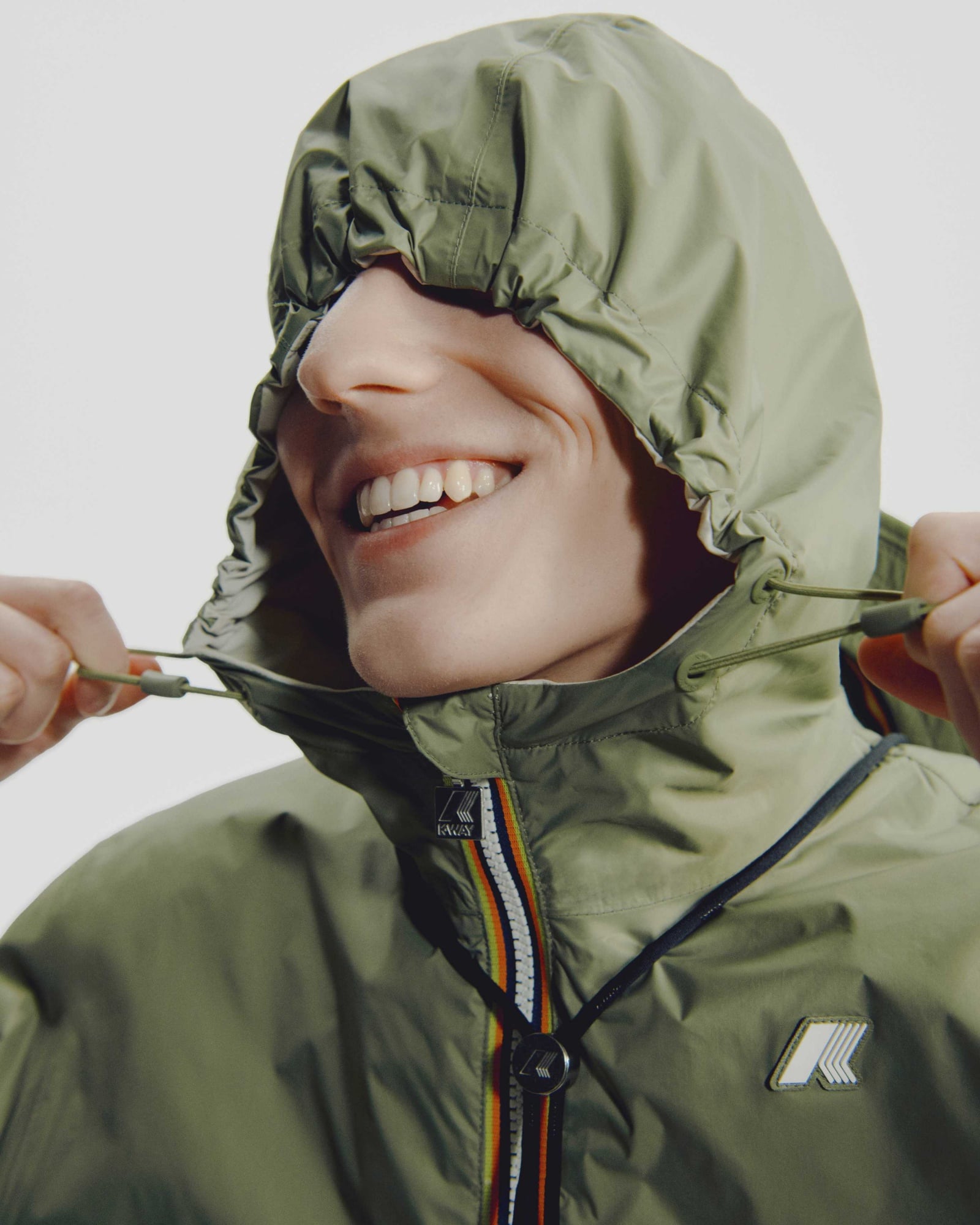 法式機能美學再進化! K-WAY 春夏系列登場:雙面設計完美切換兩種日常