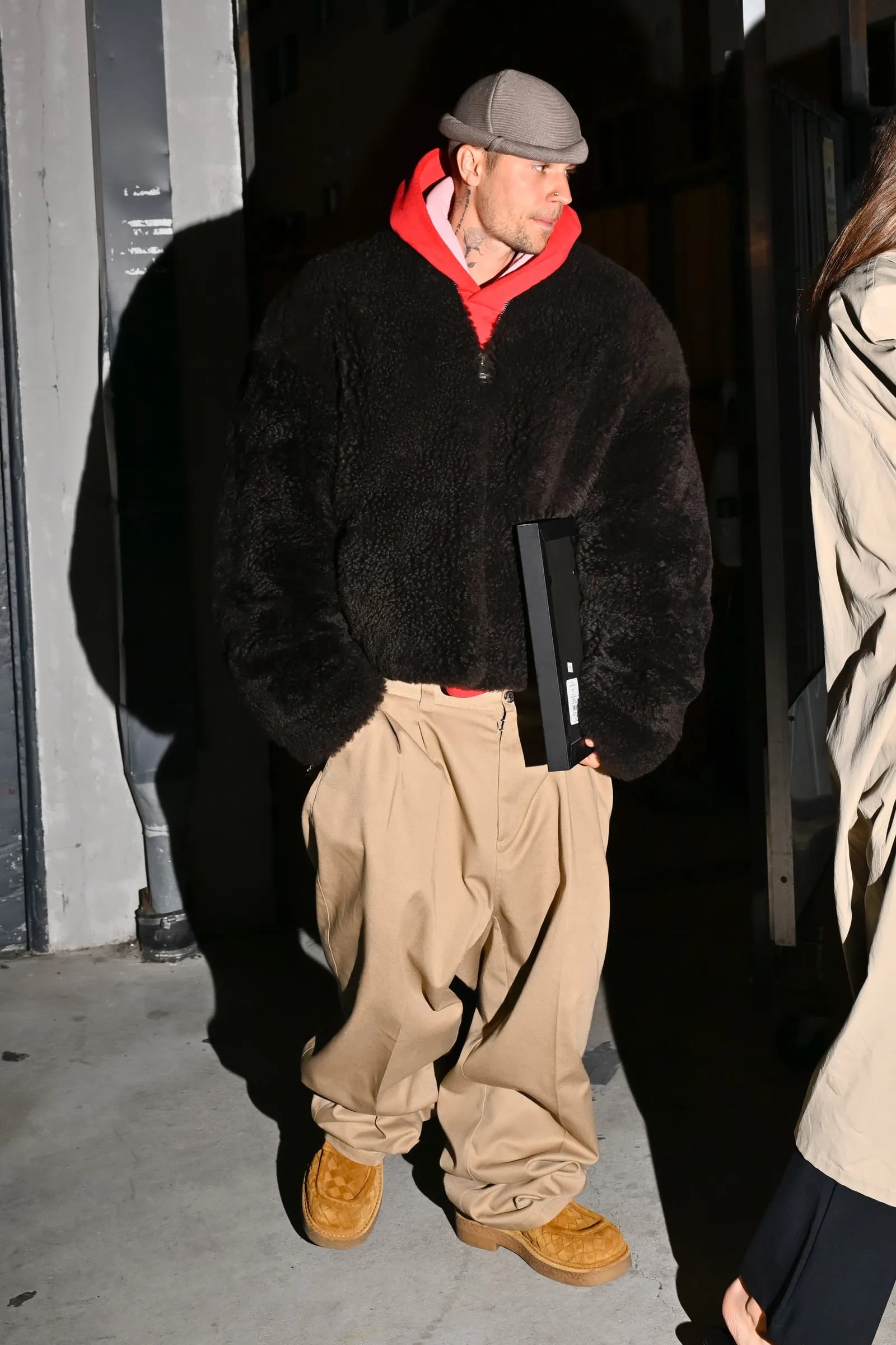 Justin Bieber 鬆弛感穿搭解析：10 套私服造型拆解，同步解答科切拉同款單品！