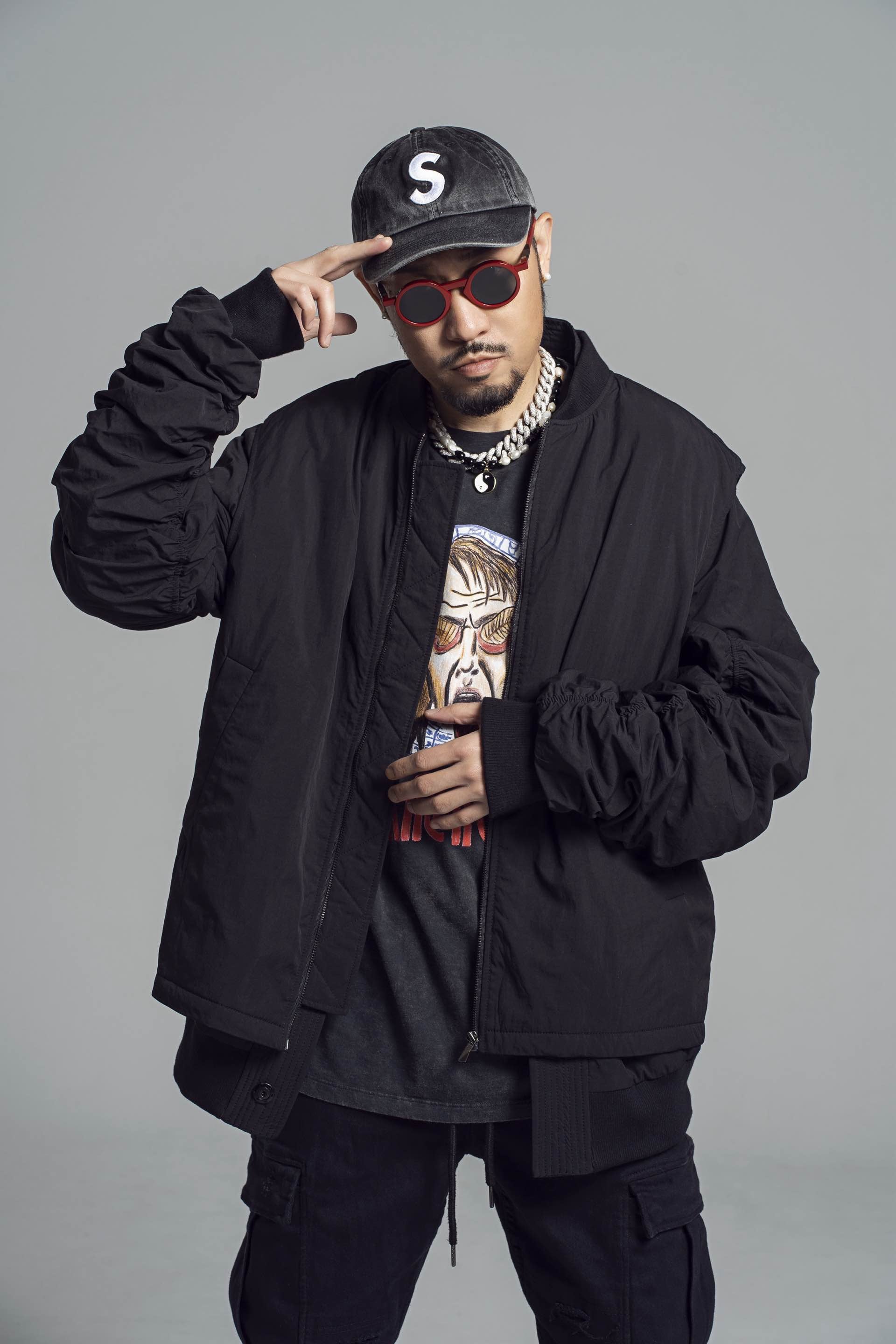 「唱情歌的 Rapstar」KnowKnow 台北演唱會來了！邀熱狗 MC HotDog 當嘉賓、首度樂團編制⋯不能錯過！