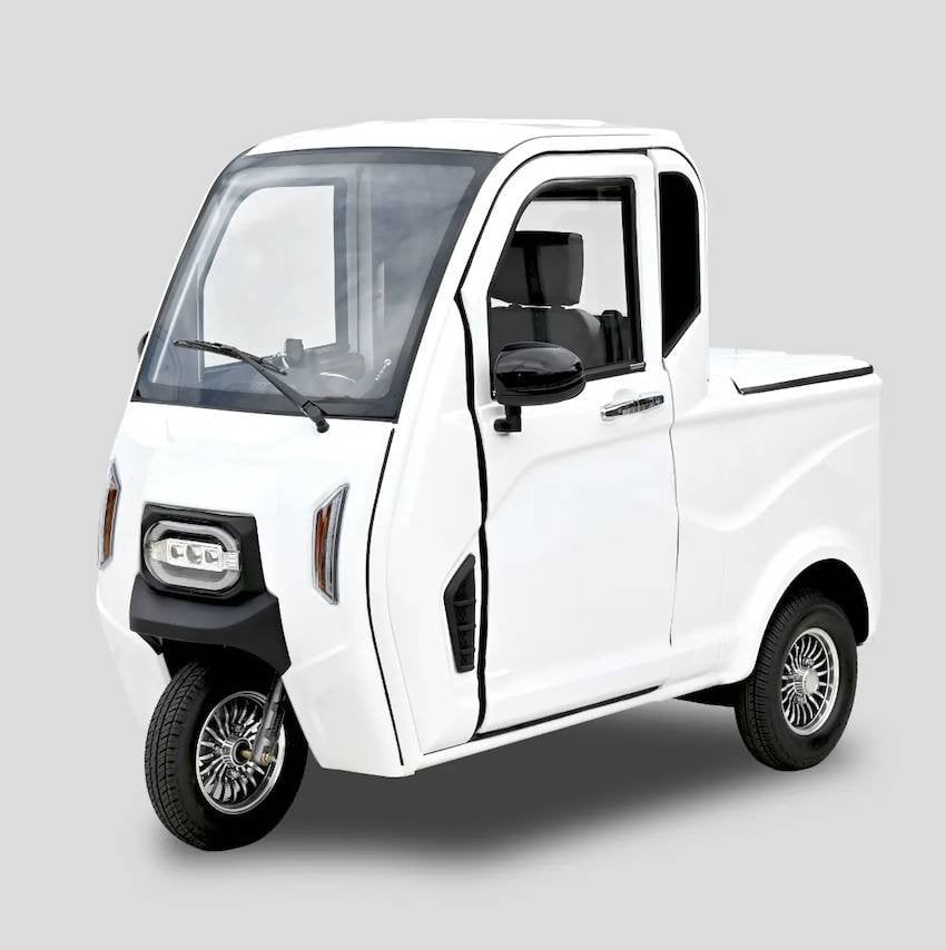 日本電動三輪卡車新車88萬日圓！VIVEL TRUCK 免車檢、150圓跑100km，網友狂讚：「懷念昭和 Midget」
