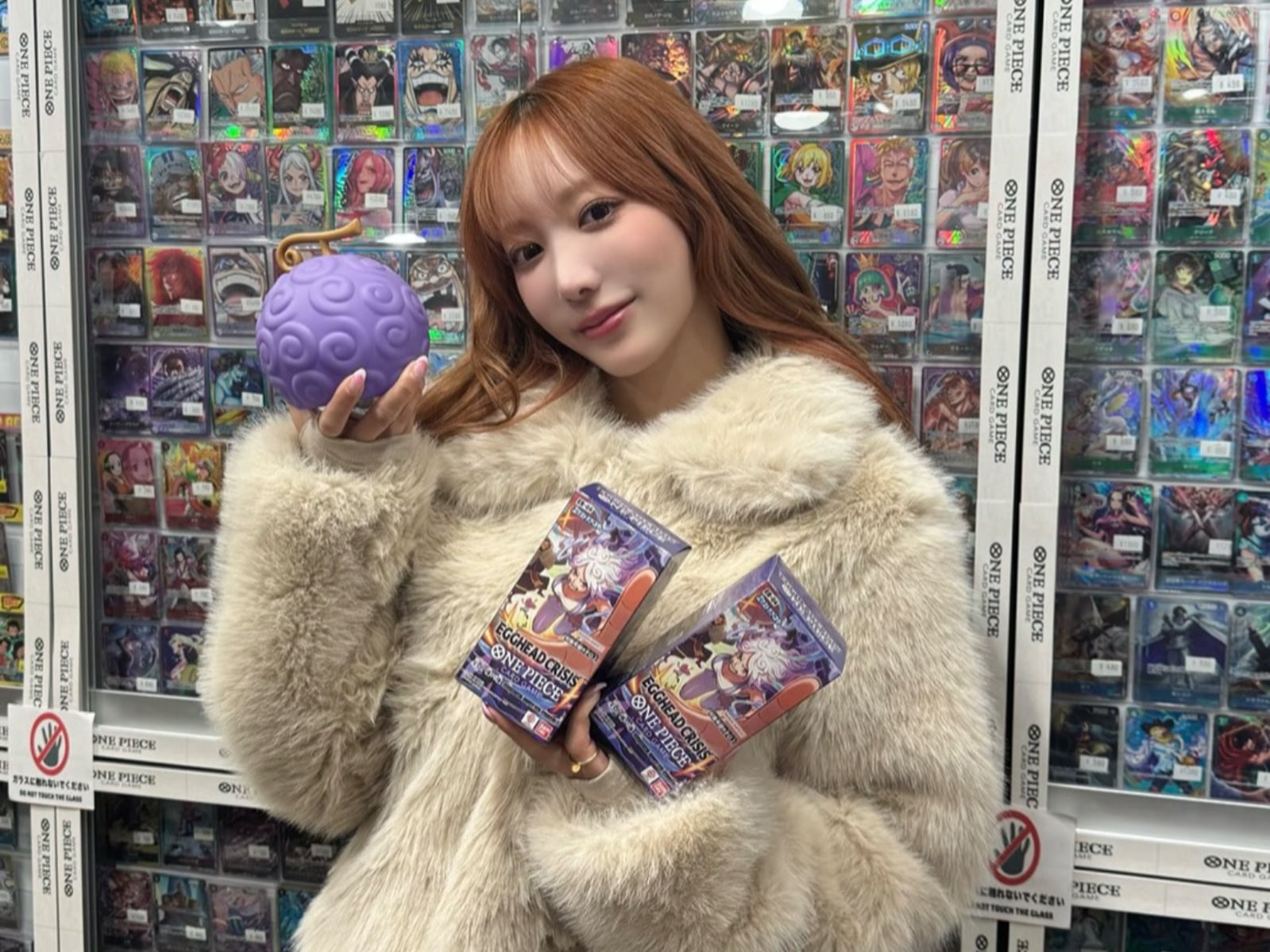 小宵虎南開卡包「寶可夢、航海王」稀有卡牌連發！超強運讓網友羨慕「拜託幫我開卡！」