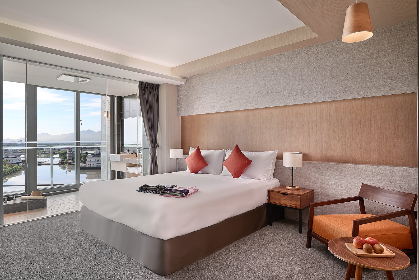 2026 宜蘭住宿溫泉推薦「綠舞國際觀光飯店」!水豚近距離互動、班比山丘聯名⋯五大亮點一次看!