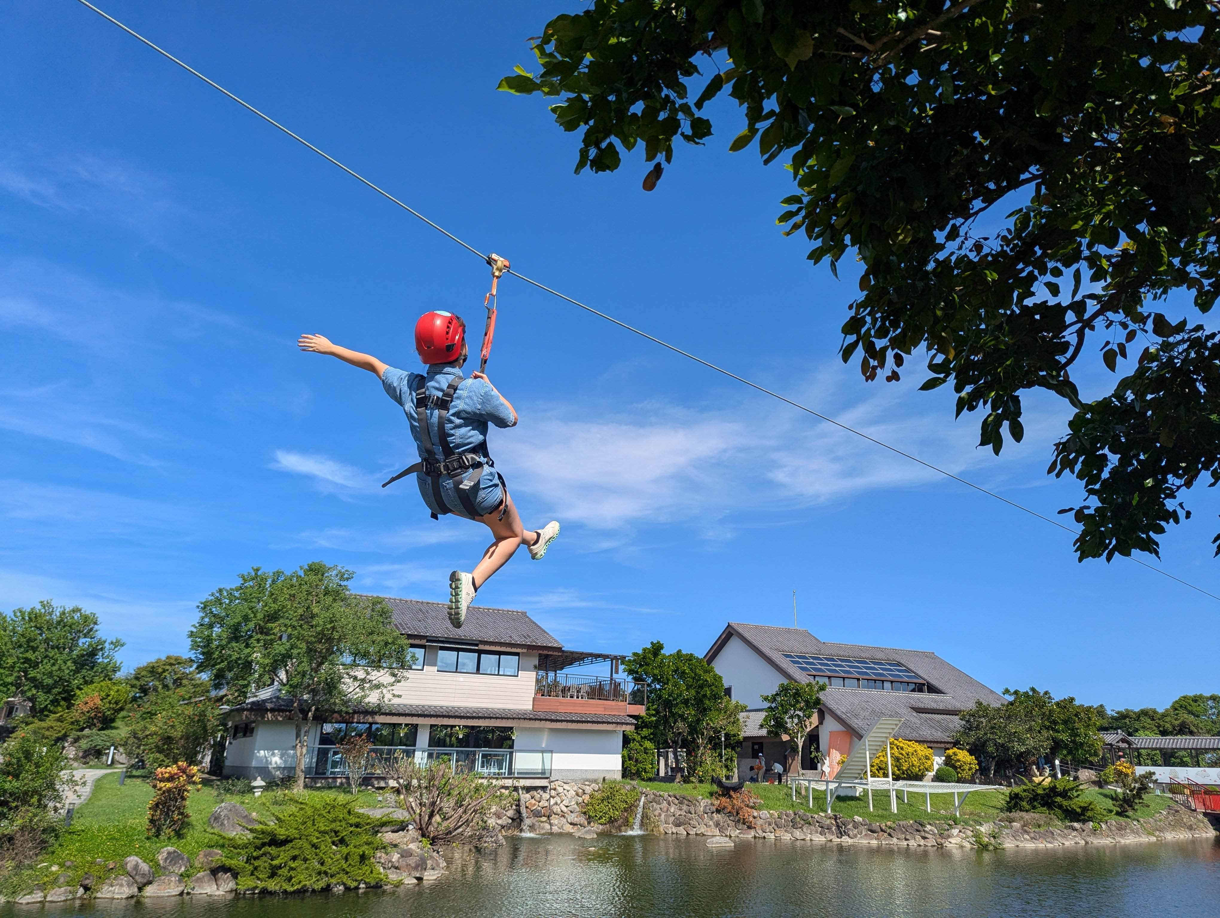 2026 宜蘭住宿溫泉推薦「綠舞國際觀光飯店」!水豚近距離互動、班比山丘聯名⋯五大亮點一次看!