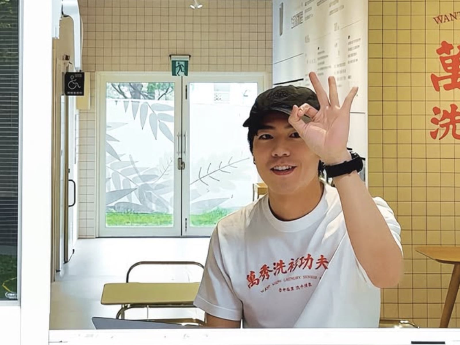 張瑞夫、Lulu 分手 3 年仍單身！36 歲現身月老廟虔誠祈福，女性友人陪同引外界猜測！