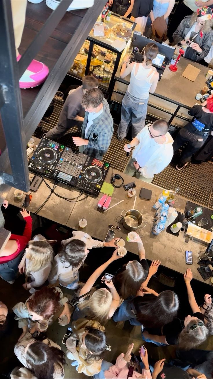 Coffee Rave 是什麼？清醒狂歡派對正流行！「Eastern Sandwich & Coffee」登陸台北東區！