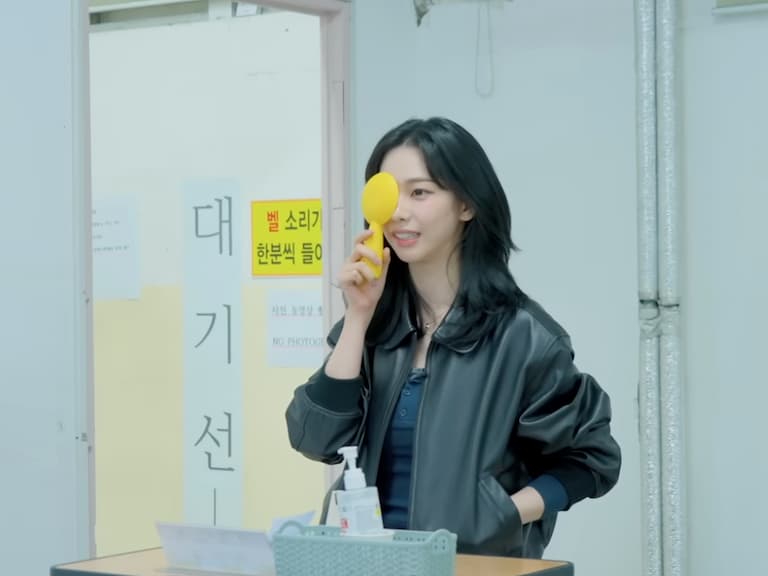 aespa Karina 挑戰考駕照原因曝光!為載奶奶兜風超暖心:「不想再讓時間流逝!」
