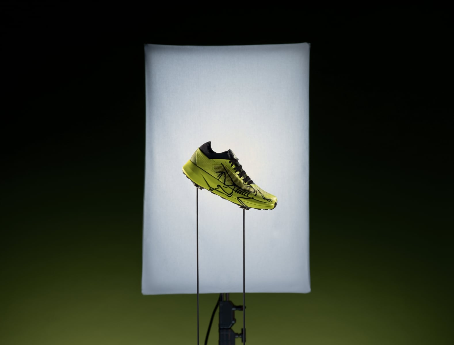 始祖鳥 Arc'teryx 正式進駐台北101！限定越野跑鞋率先亮相、直營模式全面啟動