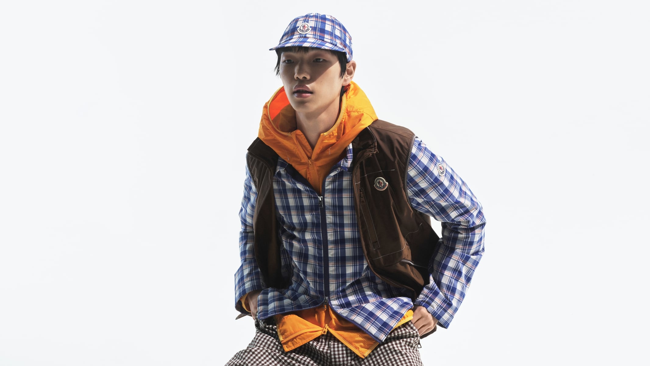 Moncler 2026 夏季系列登場！把「羽絨感」帶進夏天，輕盈層次成為造型關鍵！