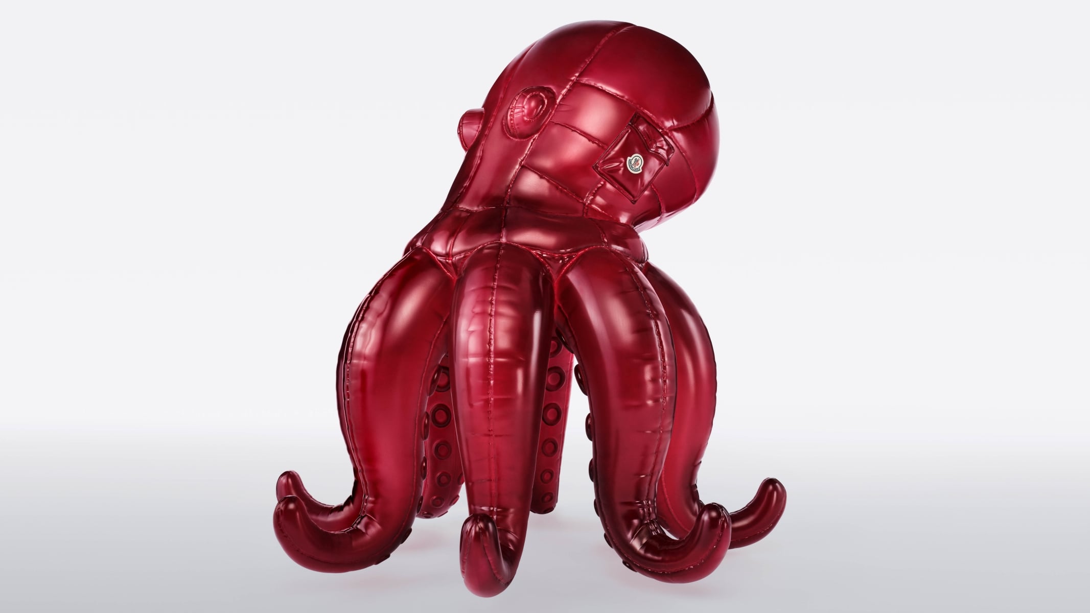 Moncler 2026 夏季系列登場！把「羽絨感」帶進夏天，輕盈層次成為造型關鍵！