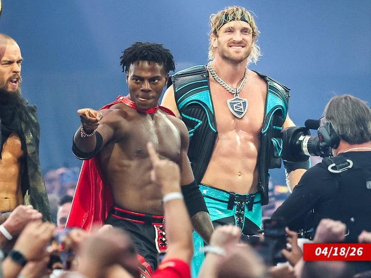 甲亢哥 IShowSpeed WWE 摔角狂熱 42 迎首秀！頂繩飛身重擊 Logan Paul 砸穿播報桌！