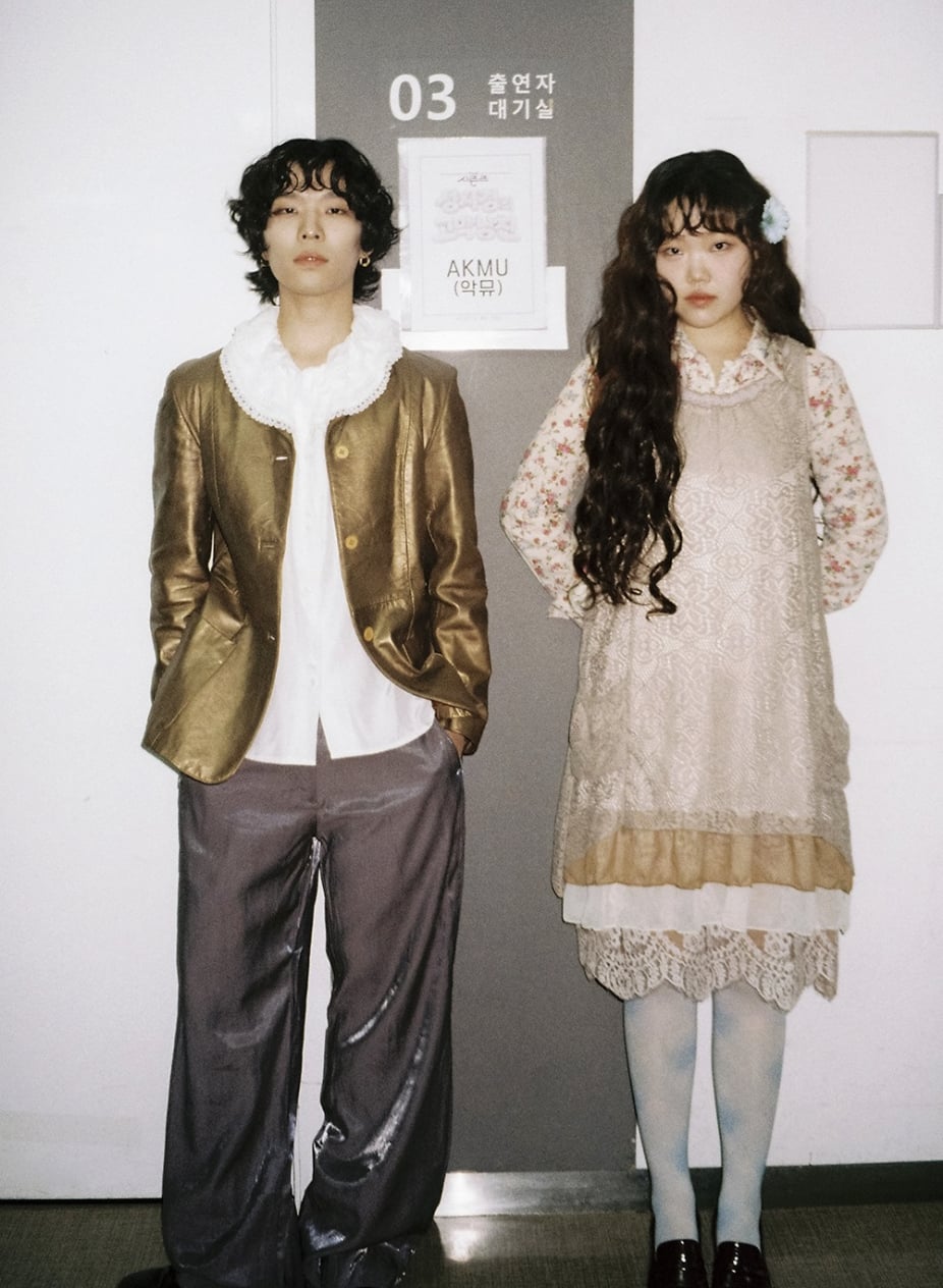 AKMU 李秀賢親上直播澄清減肥爭議！霸氣回擊：「我幹嘛瞧不起？想打就去打！」