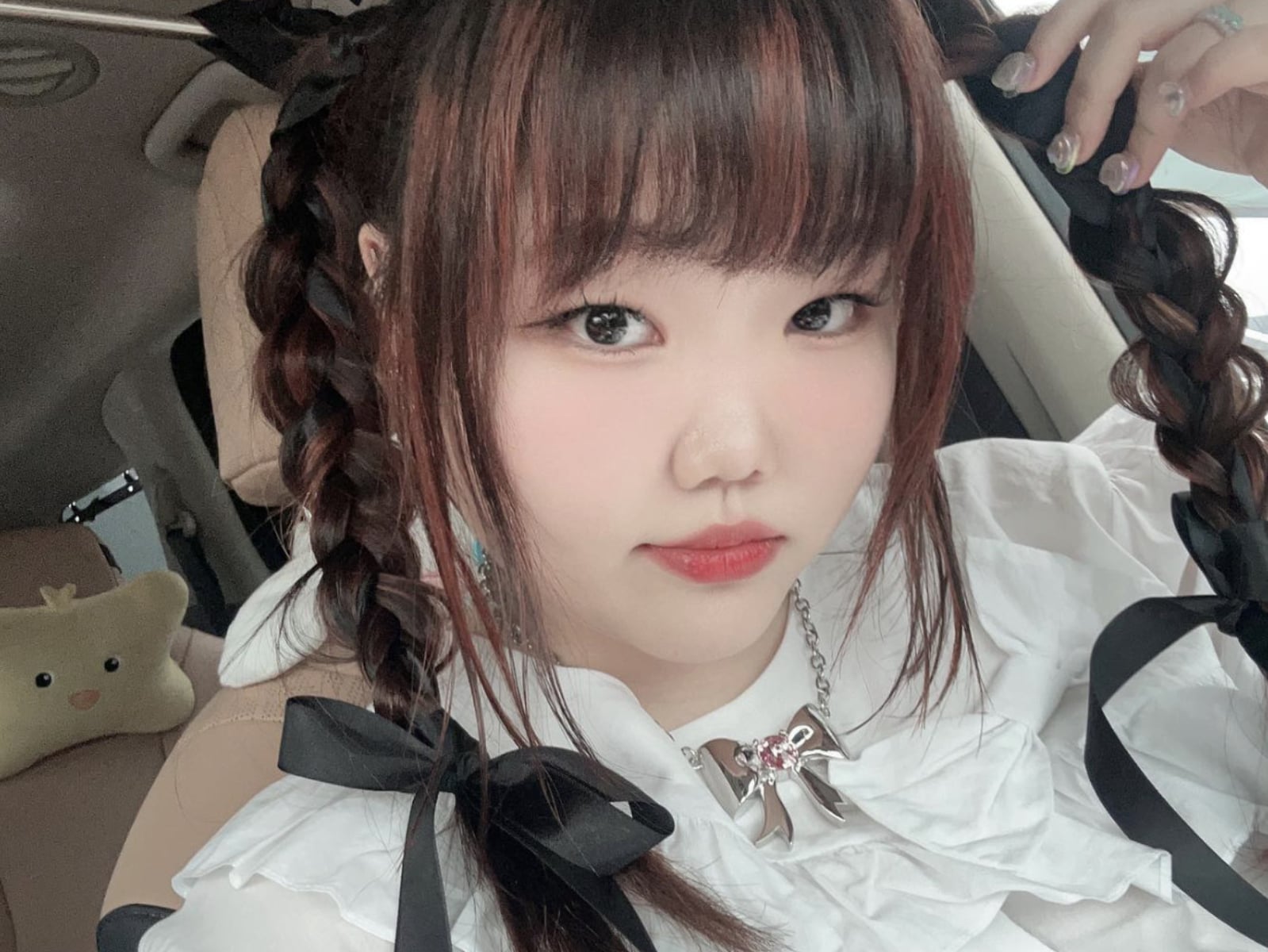 AKMU 李秀賢親上直播澄清減肥爭議！霸氣回擊：「我幹嘛瞧不起？想打就去打！」