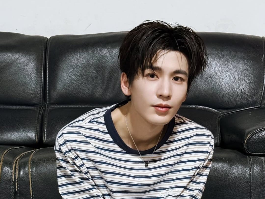 張凌赫 IG 曬狗狗互動日常照！親回台灣粉絲留言：「我還沒狗狗」掀暴動！