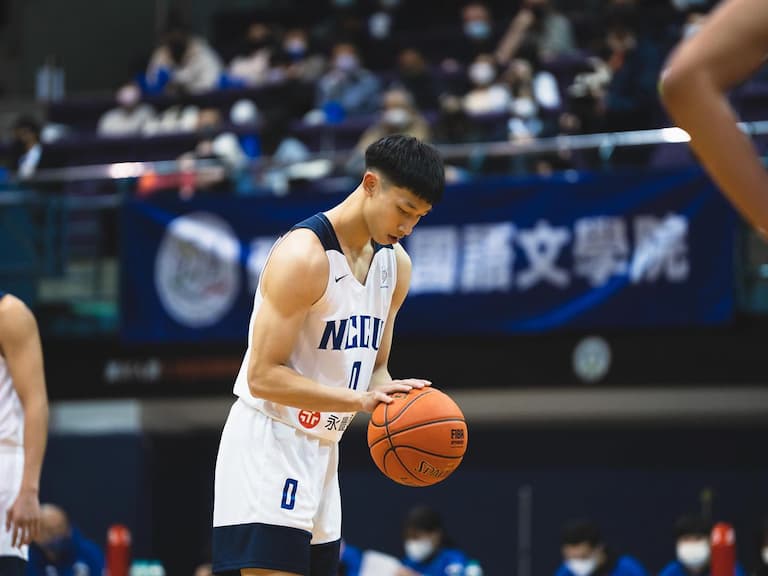 UBA／宋昕澔確定旅外將考慮「這 3 國」職籃！政大跨季 74 連勝創 6 連霸王朝！