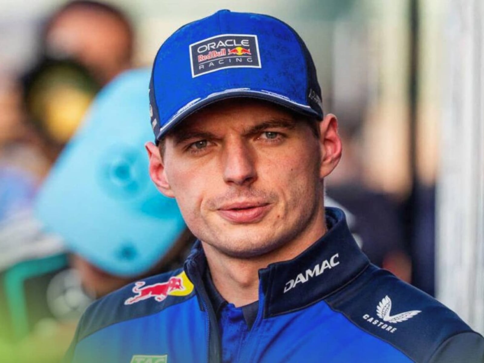 Max Verstappen「死亡追擊」後方視角曝光！網友熱議「像聞到血腥味的鯊魚！」