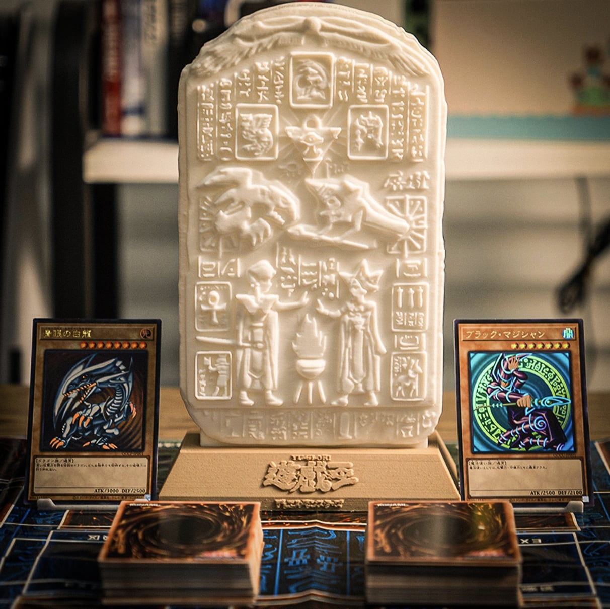 《遊戲王》法老王記憶石板夜燈限量登場！還原經典場景，決鬥者必收！