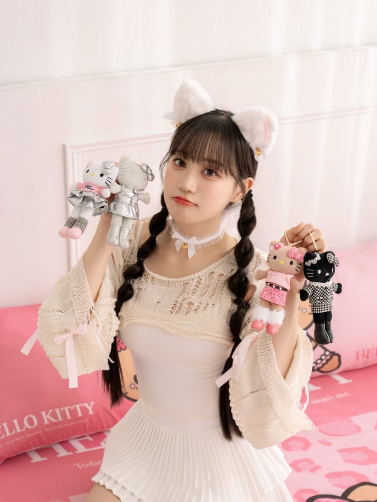 7-ELEVEN 攜手三麗鷗推出「長腿 KITTY」集點活動！盲盒吊飾、70cm 超大絨毛玩偶、行李箱⋯通通必收！