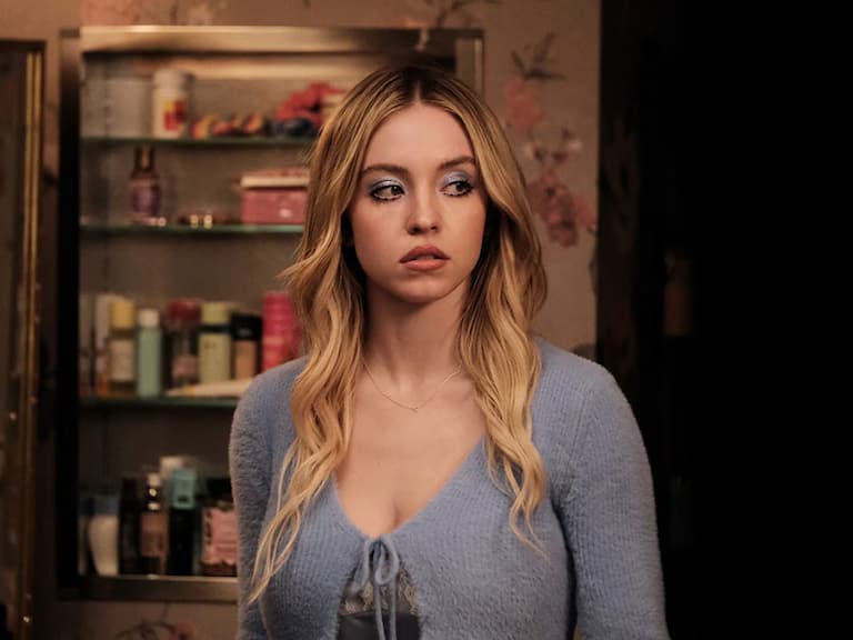 《高校十八禁 3》席德妮史威尼 Sydney Sweeney OnlyFans 嬰兒裝曝光!影評人:「劇情已失焦!」