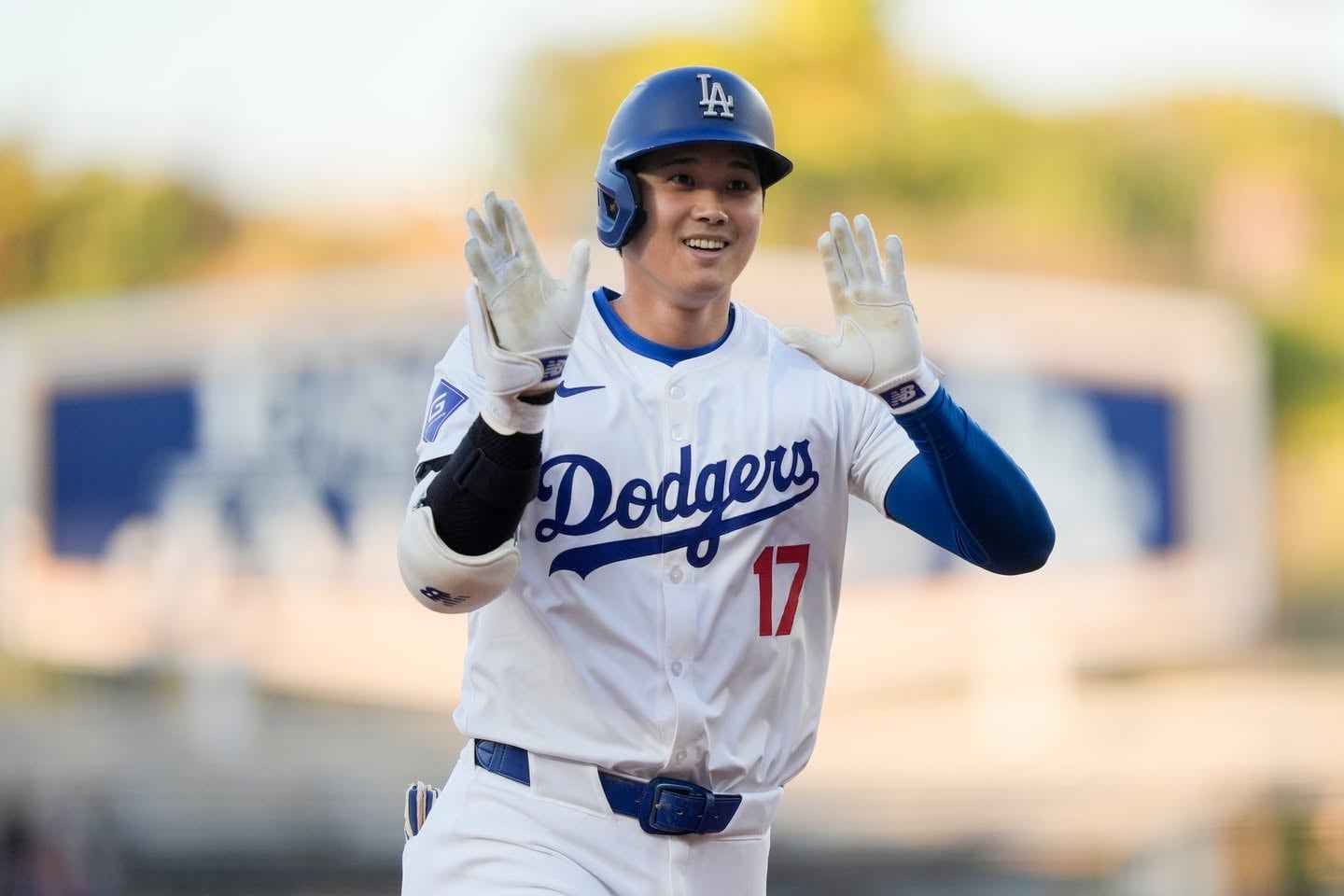 MLB／大谷條款惹爭議！小熊主帥轟道奇多帶 1 投手享特權，Dave Roberts 嗆：「去找下一個大谷！」