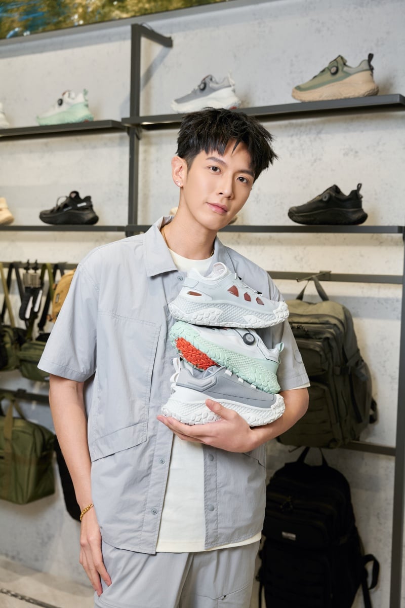 PALLADIUM [LAB] 啟動機能潮流新篇章！柯震東搶穿 OFF_BOUND DISC波浪鞋現身！