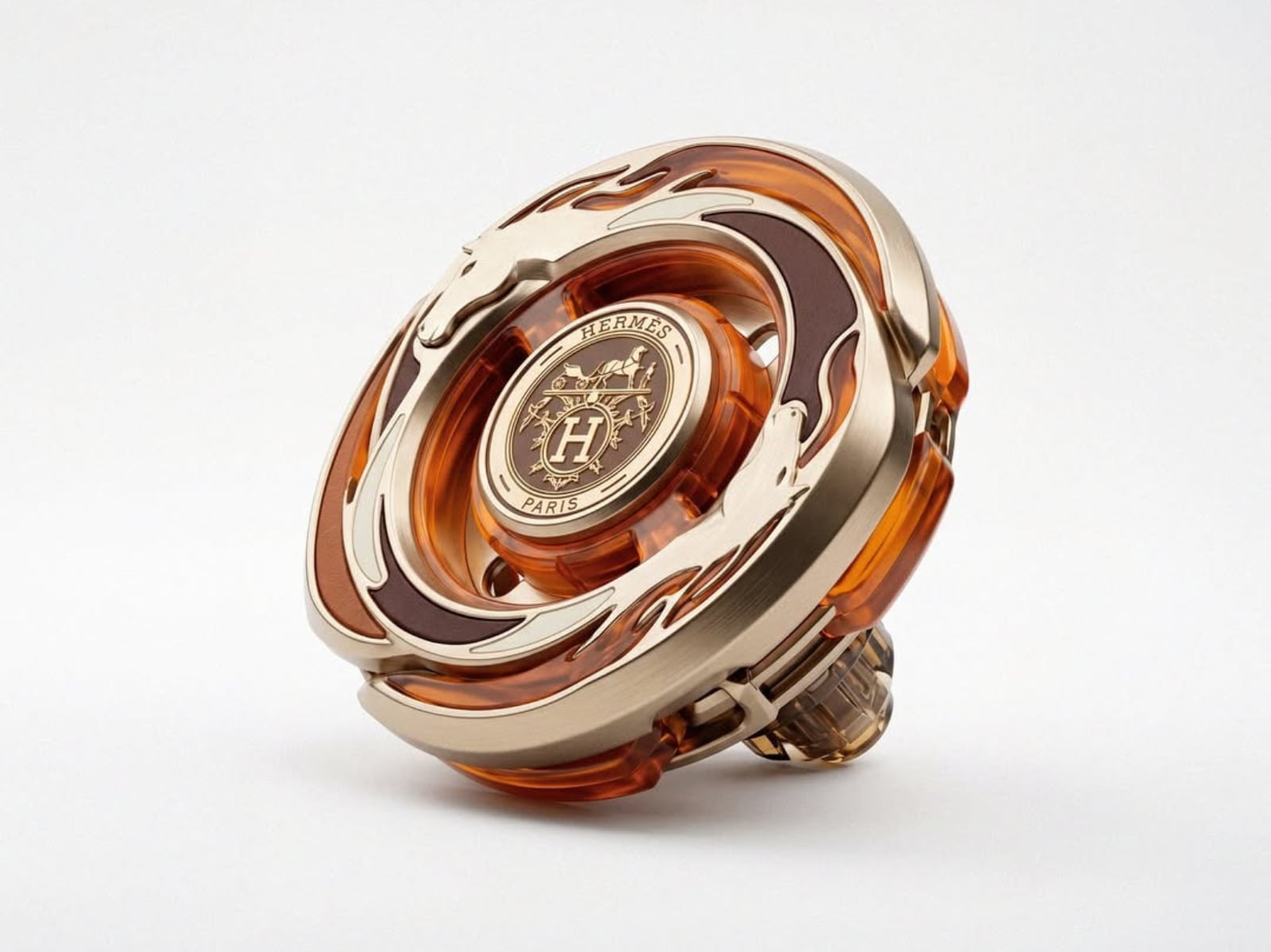 愛馬仕 × 戰鬥陀螺聯名？設計師打造「精品版陀螺」太狂！皮革、金色機械感一次看！
