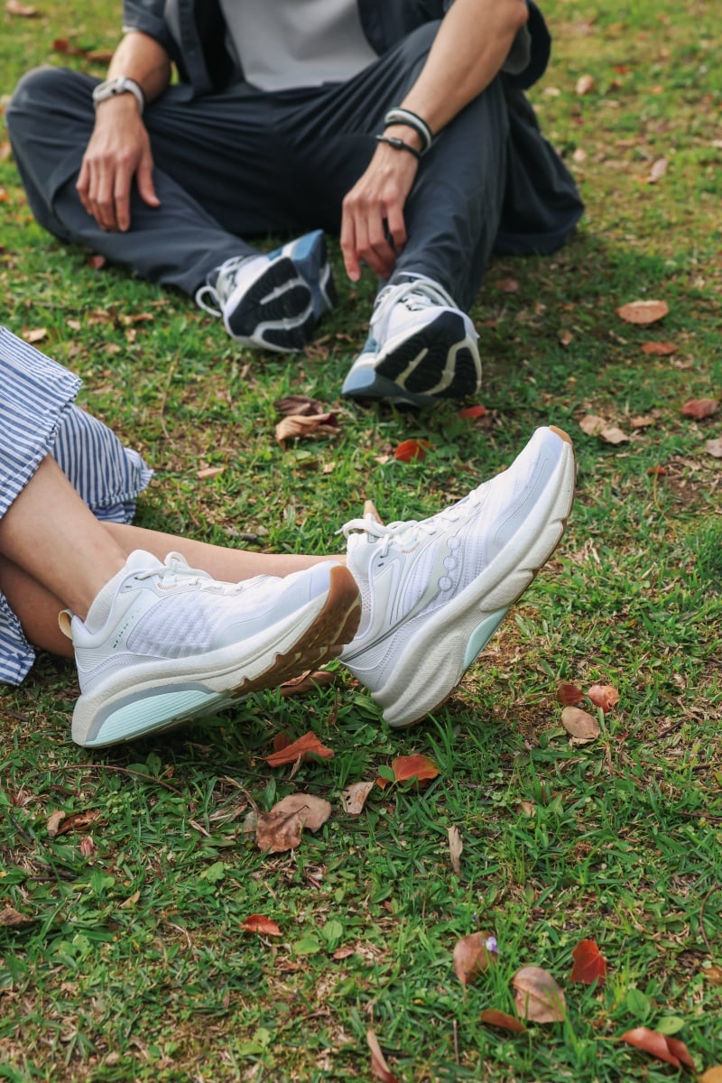 Saucony OMNI 23 ST 緩震支撐旗艦鞋款強勢登場！輕量、緩震、穩定一次滿足！