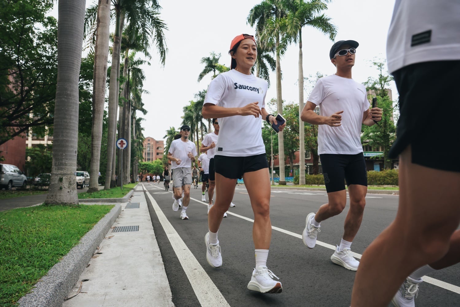 Saucony OMNI 23 ST 緩震支撐旗艦鞋款強勢登場！輕量、緩震、穩定一次滿足！