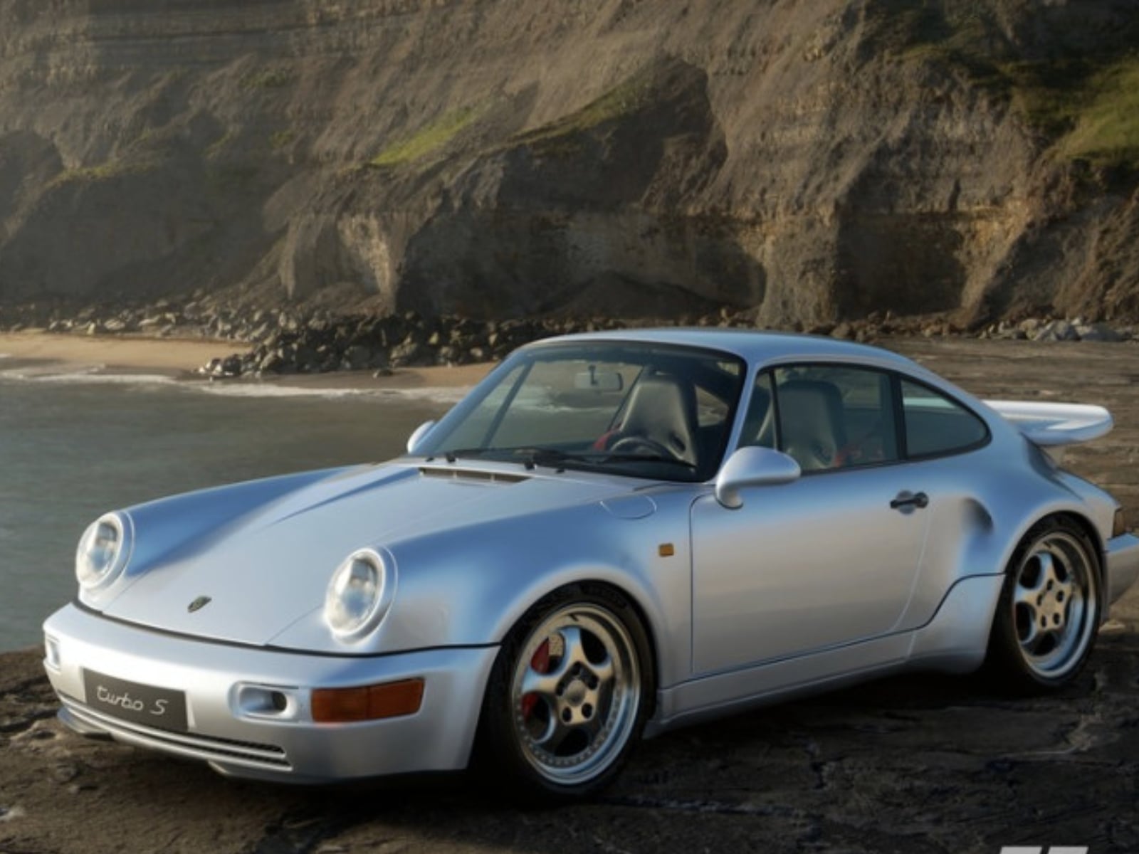 《跑車浪漫旅7》4 月更新上線！新增 3 台新車，保時捷傳奇跑車 911 Turbo S 成最大亮點！