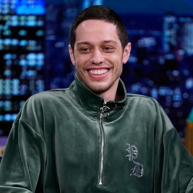 皮特戴維森 Pete Davidson 脫口秀說黃色笑話！拿女兒當玩笑梗引發網友反彈！