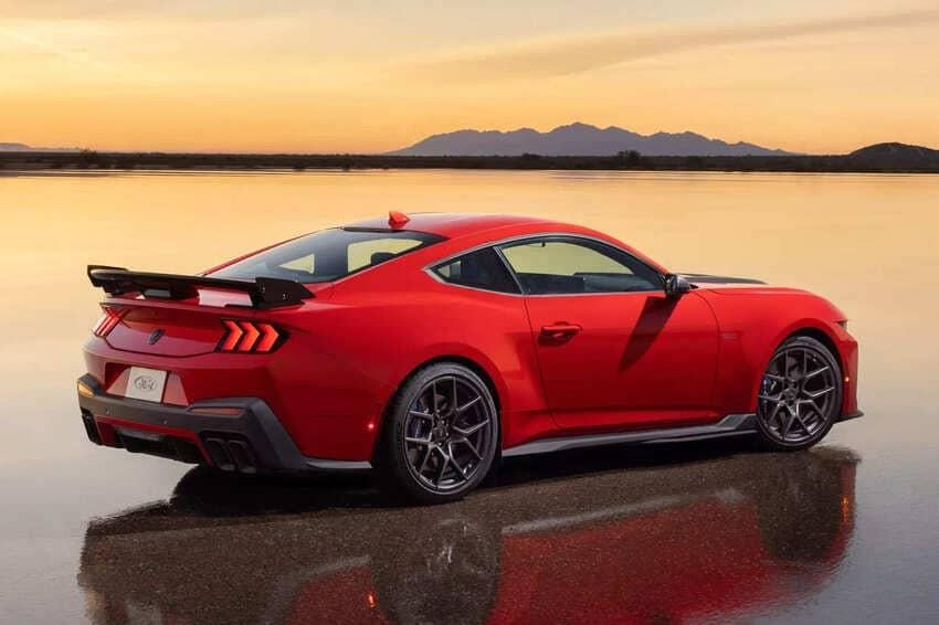 福特野馬 Mustang Dark Horse SC 發表！馬力、售價、內裝亮點一次看！