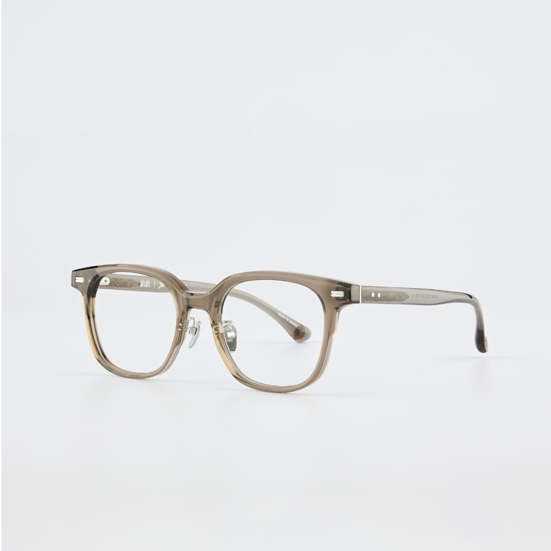 pls.pls. × 殷振豪聯名眼鏡登場！賽璐珞工藝藏隱形銅針細節，台式美學再進化