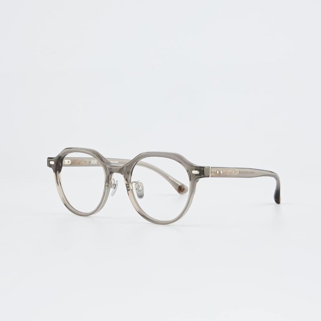 pls.pls. × 殷振豪聯名眼鏡登場！賽璐珞工藝藏隱形銅針細節，台式美學再進化