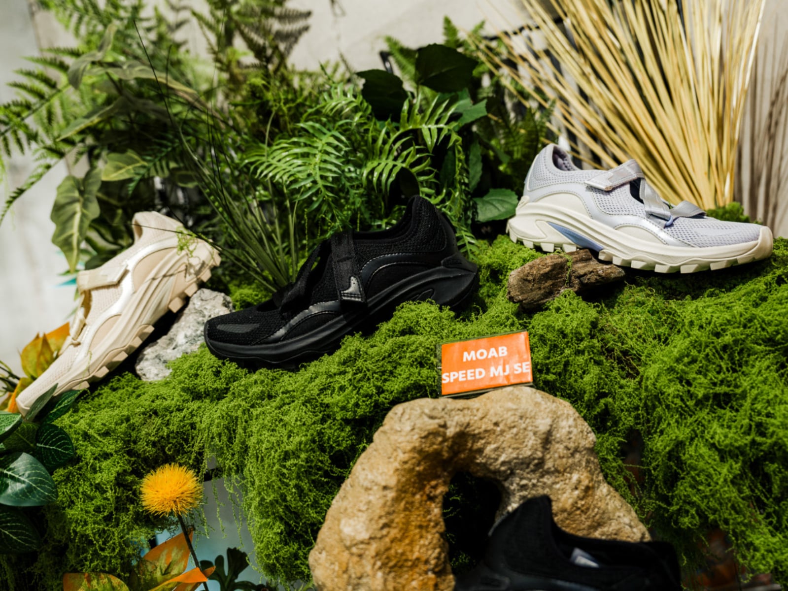 MERRELL 全新 5 款運動瑪莉珍鞋正式發表！舉辦《步履顯影》攝影展詮釋「芭蕾 x 戶外機能」美學！