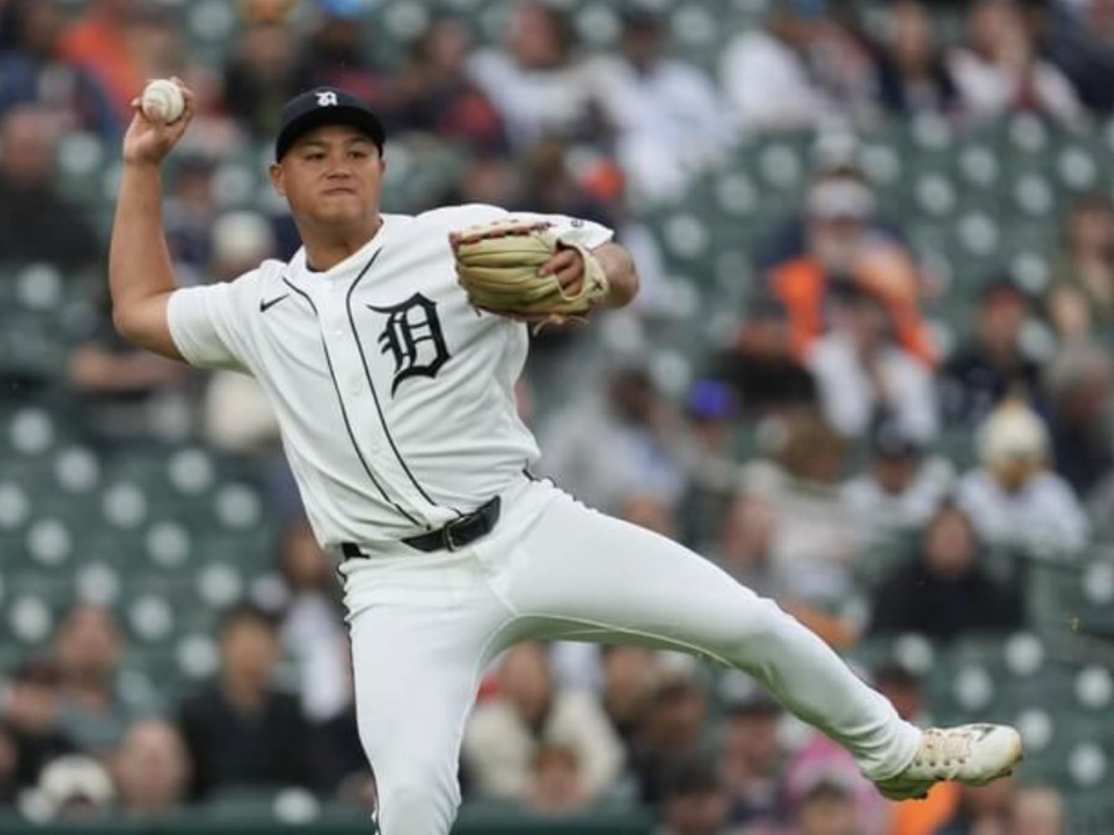 MLB／李灝宇完成雙殺守備！老虎隊官方神回「愛老虎油」諧音梗再度抓到台灣流量密碼！