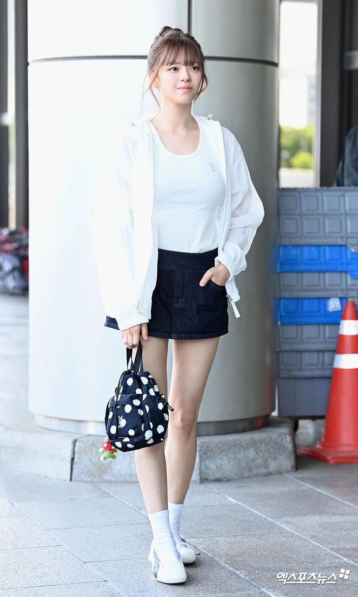 TWICE 定延暴肥 10 公斤後瘦回巔峰！機場「竹竿腿」驚艷全場，親姊升妍留言笑翻網友！