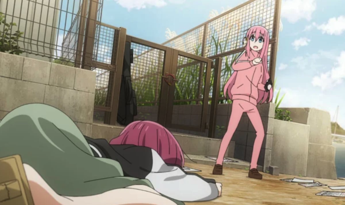 拍縮時意外睡著！韓國 Coser 尼亞神還原《孤獨搖滾》廣井，醒來驚見身邊堆滿「供品」！