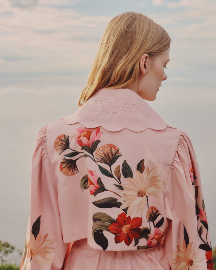 Barbour × FARM Rio 聯名回歸！英倫花卉 × 巴西熱帶風情碰撞，5 款必收單品售價曝光！