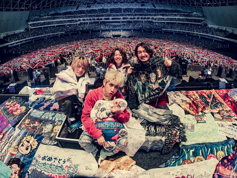ONE OK ROCK 征服台北大巨蛋！Taka 激動落淚、成員承諾：「一定會再回來！」