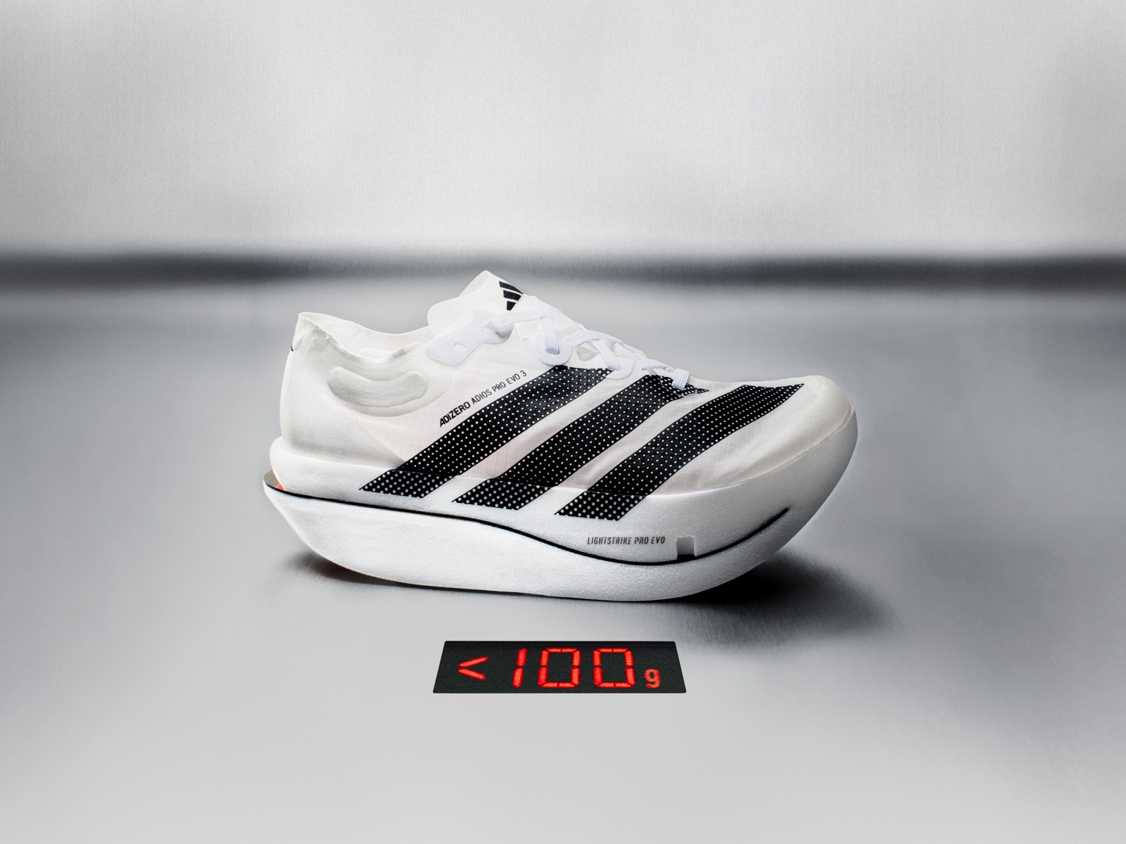 倫敦馬拉松 Sabastian Sawe 破 2 穿這雙 adidas 跑鞋!締造世界紀錄突破人類極限!