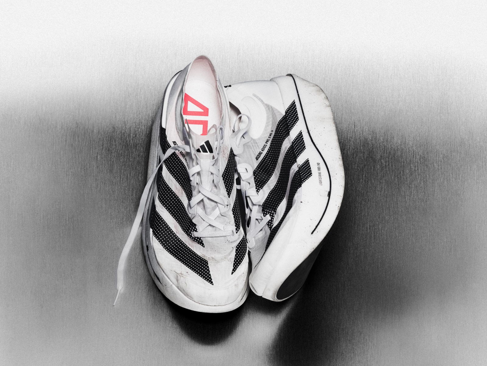 倫敦馬拉松 Sabastian Sawe 破 2 穿這雙 adidas 跑鞋!締造世界紀錄突破人類極限!