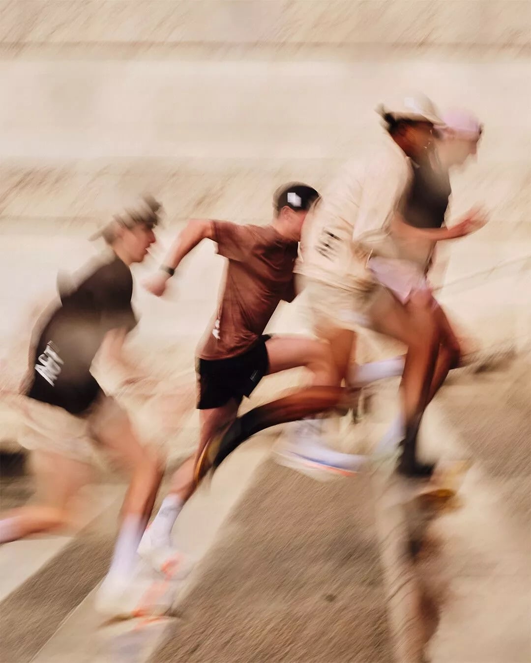 不用健身房！每天 2 分鐘爬樓梯，12 週內臟脂肪狂掉 13%，連心臟脂肪也少了 15%？