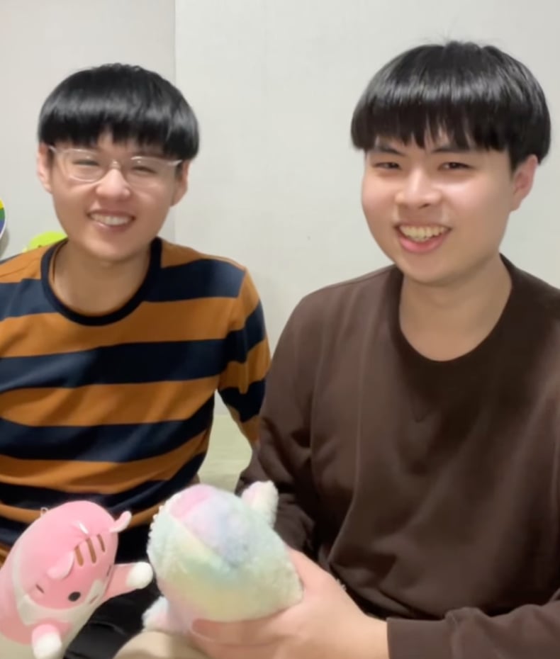 崴崴孟孟是誰？高學歷、主題曲〈崴孟三百天禮物〉⋯6 件事快認識！