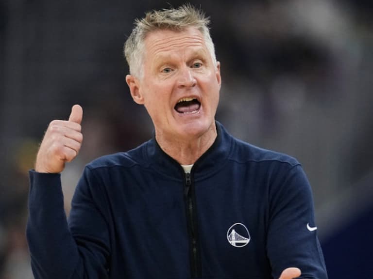 NBA/Steve Kerr 談未來年薪2500萬美元也難留!12 年 4 冠教頭傳「預計不會」回歸勇士!