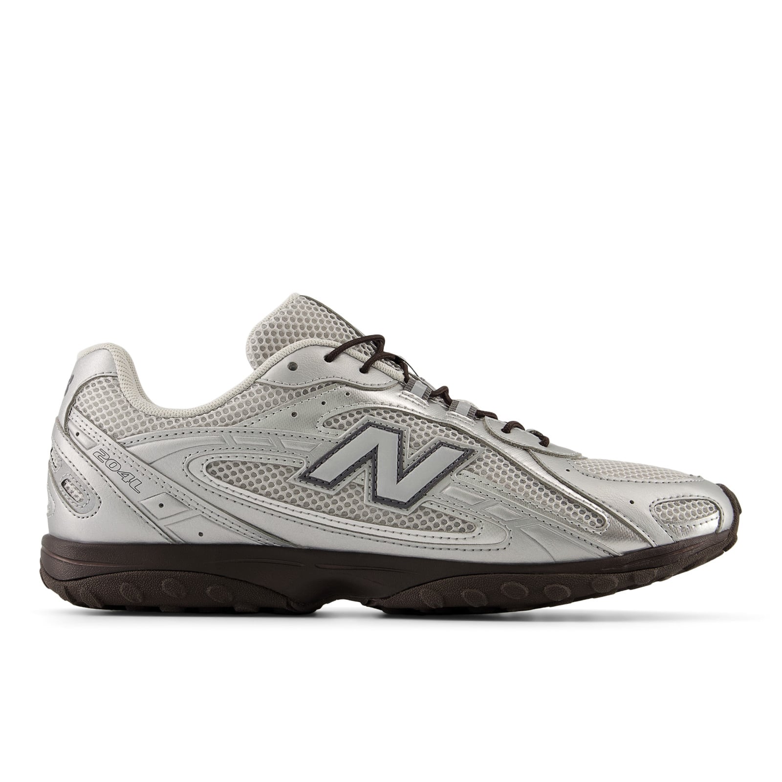 aespa Winter 化身「寵物幼稚園老師」與狗狗互動！網友被萌翻「根本小狗帶小狗！」